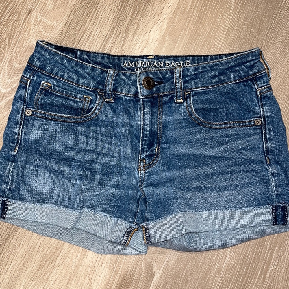 Comfy Stretch American Eagle Jean Shorts